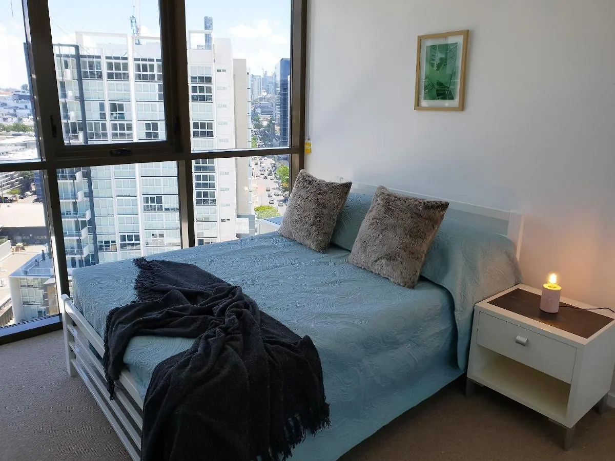Aqua Newstead Apartment Brisbane Australia